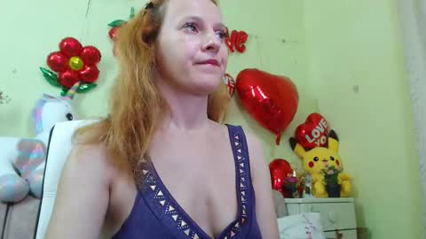 Snapshot of ladybigsmile chatting on March 2025 10:05:02 PM Sima Ladybigsmile online show from March 2025 10:05:02 PM