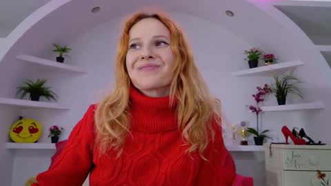 Snapshot of ladybigsmile chatting on September 2025 07:04:01 PM Sima Ladybigsmile online show from September 2025 07:04:01 PM