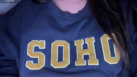 Aria online show from October 2025 02:10:01 AM