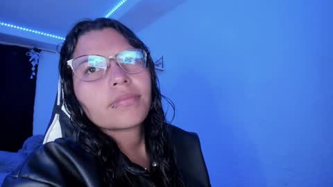  Lady  online show from December 2024 02:36:02 AM