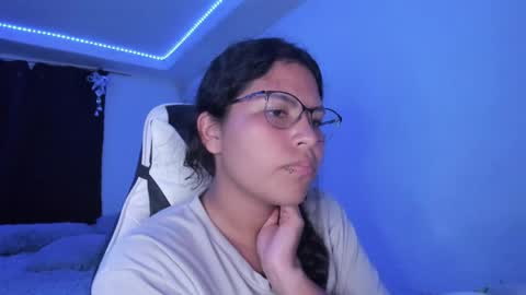  Lady  online show from December 2024 07:50:02 AM