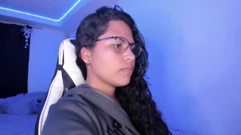  Lady  online show from December 2024 05:00:01 AM