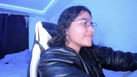  Lady  online show from December 2024 06:14:01 AM