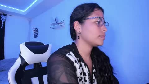  Lady  online show from December 2024 05:13:01 AM