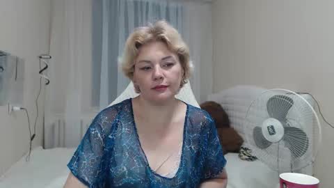 ladyelina online show from September 2025 06:13:02 AM