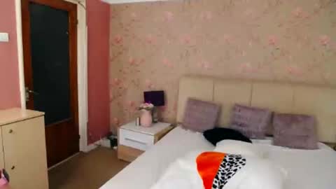 Snapshot of ladymariahx chatting on February 2025 01:05:02 AM ladymariahx online show from February 2025 01:05:02 AM