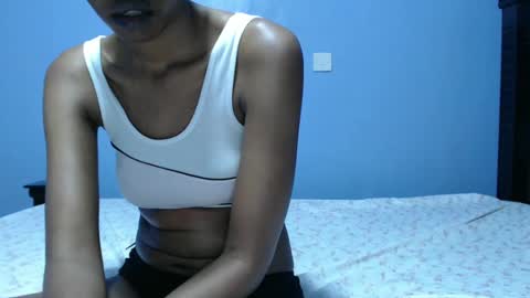 ladyqeeen online show from February 2025 05:46:01 AM