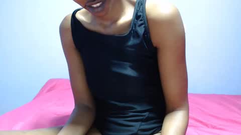 ladyqeeen online show from February 2025 03:00:02 AM