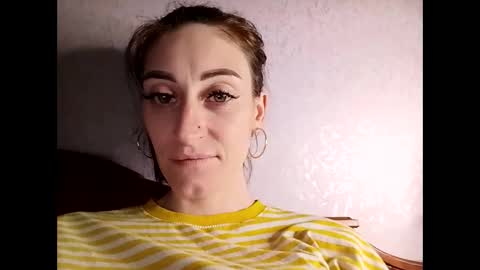 LadyTRouses online show from October 2025 10:18:02 PM