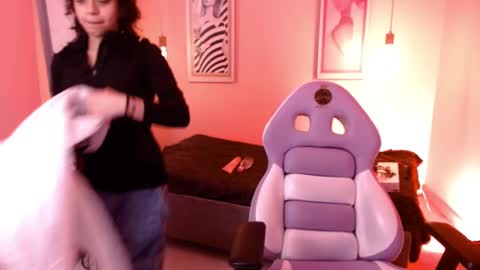 Ladywawy  online show from September 2025 01:11:02 PM