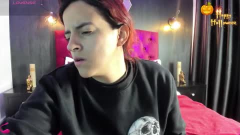 Snapshot of laia_jonees chatting on November 2025 11:56:02 AM Laia online show from November 2025 11:56:02 AM