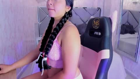 Laia roose  online show from September 2025 11:47:01 AM