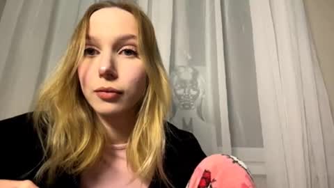 Snapshot of lakeshavotraw chatting on November 2025 12:37:01 PM Mira online show from November 2025 12:37:01 PM