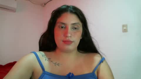 laura gomez online show from January 2025 07:59:02 PM