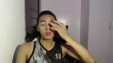 lalakinghugecock_2 online show from October 2025 12:19:01 PM