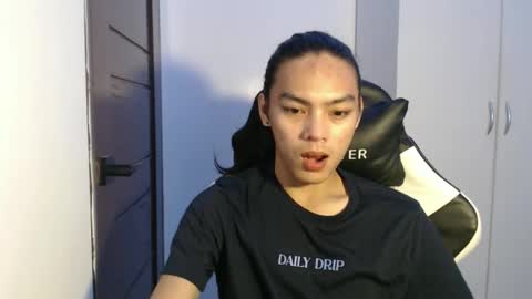 lalakinghugecock_2 online show from November 2025 07:25:02 PM