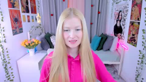 Laly online show from December 2024 11:13:01 AM
