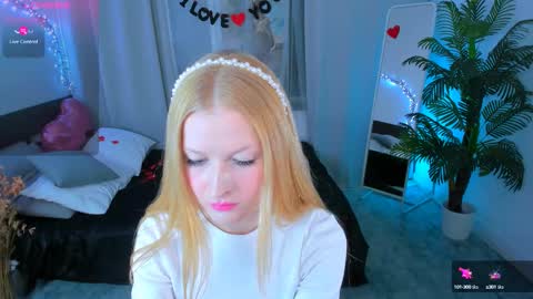 Laly online show from February 2025 04:32:01 PM