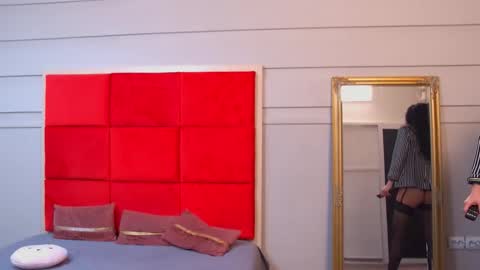 LanaBanner online show from October 2025 04:57:01 AM