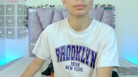 Snapshot of lana_bennett69 chatting on October 2025 10:17:02 AM Lana online show from October 2025 10:17:02 AM