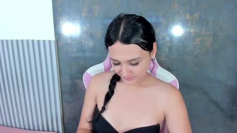 Lana online show from October 2025 08:15:01 PM