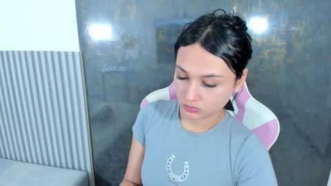 Lana online show from October 2025 08:19:02 PM