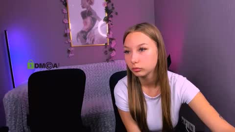 lana doll2 online show from September 2025 11:33:02 AM