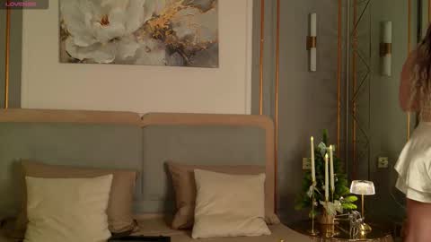 Snapshot of lana_ellie chatting on December 2025 05:28:01 AM lana_ellie online show from December 2025 05:28:01 AM