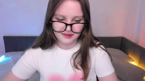 Snapshot of lana_moon__ chatting on December 2025 09:47:02 AM Lana online show from December 2025 09:47:02 AM