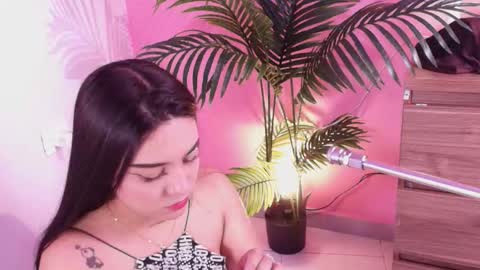 LANA online show from October 2025 03:43:01 AM