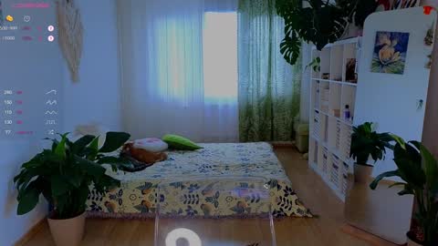 Snapshot of lana_sky chatting on October 2025 01:11:01 PM Lana online show from October 2025 01:11:01 PM