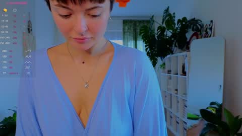 Snapshot of lana_sky chatting on October 2025 01:23:01 PM Lana online show from October 2025 01:23:01 PM