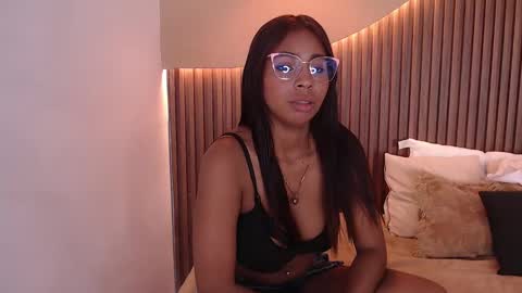 katiuska online show from February 2025 09:31:01 PM