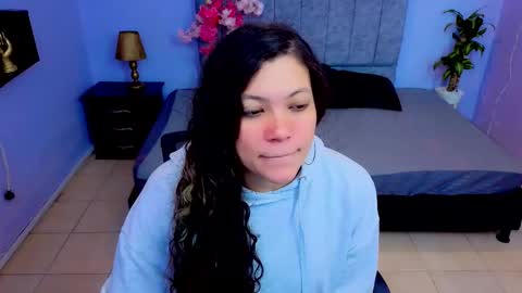           online show from September 2025 03:08:01 AM