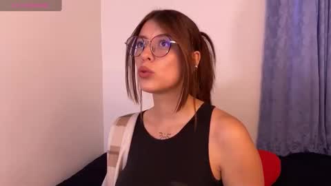 Lanaakieev online show from September 2025 10:44:01 PM