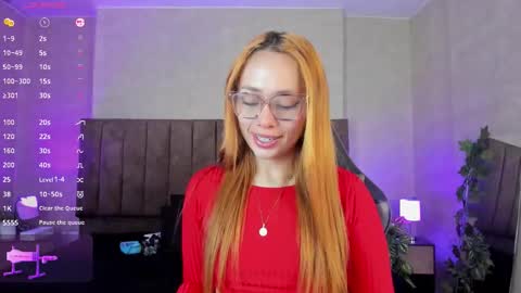 Snapshot of lanaamills chatting on October 2025 04:42:01 AM Lana online show from October 2025 04:42:01 AM