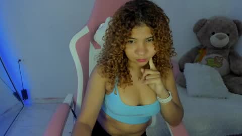 Snapshot of lanarouse1 chatting on February 2025 01:31:02 AM Lana online show from February 2025 01:31:02 AM