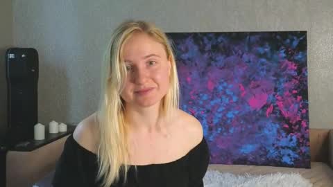 LanaviSmith online show from October 2025 06:16:02 AM