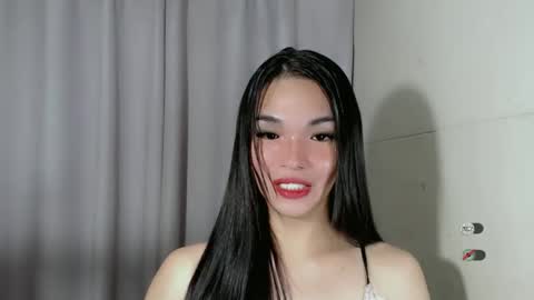 lanawyatt_ online show from December 2024 06:50:01 PM