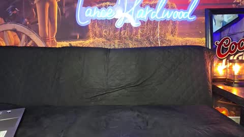 Snapshot of lancehardwood222 chatting on October 2025 12:57:01 AM LANCE online show from October 2025 12:57:01 AM