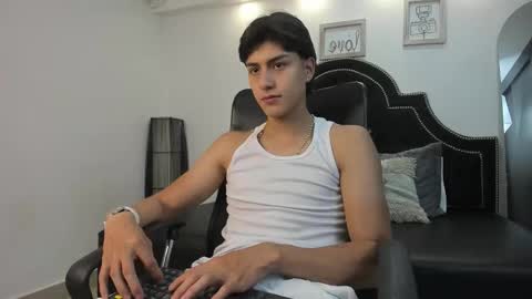 landercruz online show from October 2025 04:23:02 AM