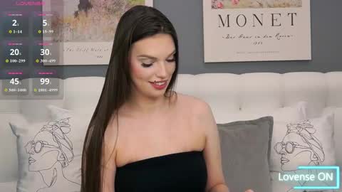 Snapshot of laneah chatting on November 2025 12:09:02 AM Laneah online show from November 2025 12:09:02 AM