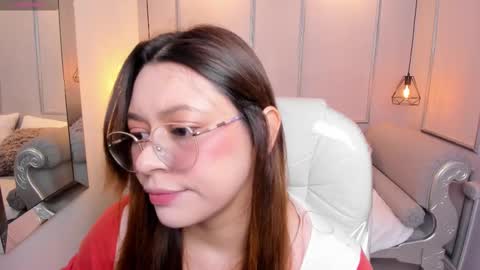 Lanna online show from October 2025 11:39:01 AM