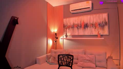 Snapshot of lanna_wilson chatting on October 2025 07:48:02 PM Tiana online show from October 2025 07:48:02 PM