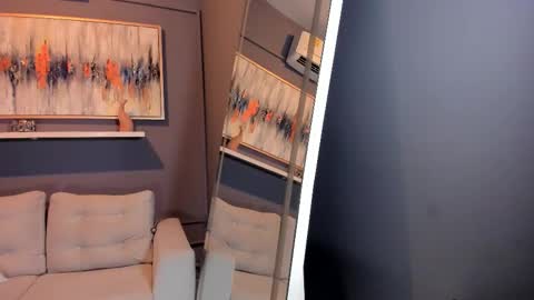 Snapshot of lanna_wilson chatting on November 2025 12:17:01 PM Tiana online show from November 2025 12:17:01 PM