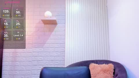      700  200   online show from December 2024 03:04:02 PM