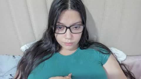 lara online show from February 2025 04:26:02 AM