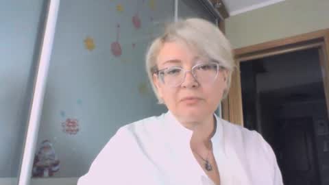 laramrs online show from September 2025 01:16:02 PM