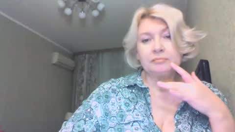 laramrs online show from October 2025 04:04:02 PM