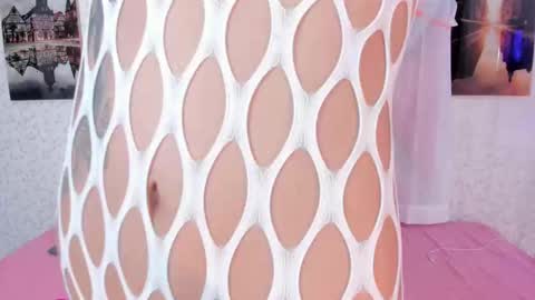 Lara Murphy online show from October 2025 03:03:02 AM